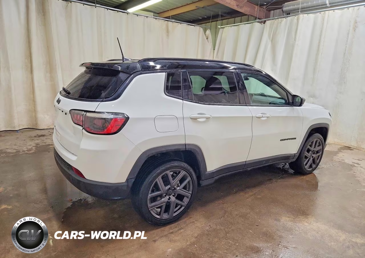 2026 Jeep Compass Limited VIN:3C4NJDCN0TT178094 - 3
