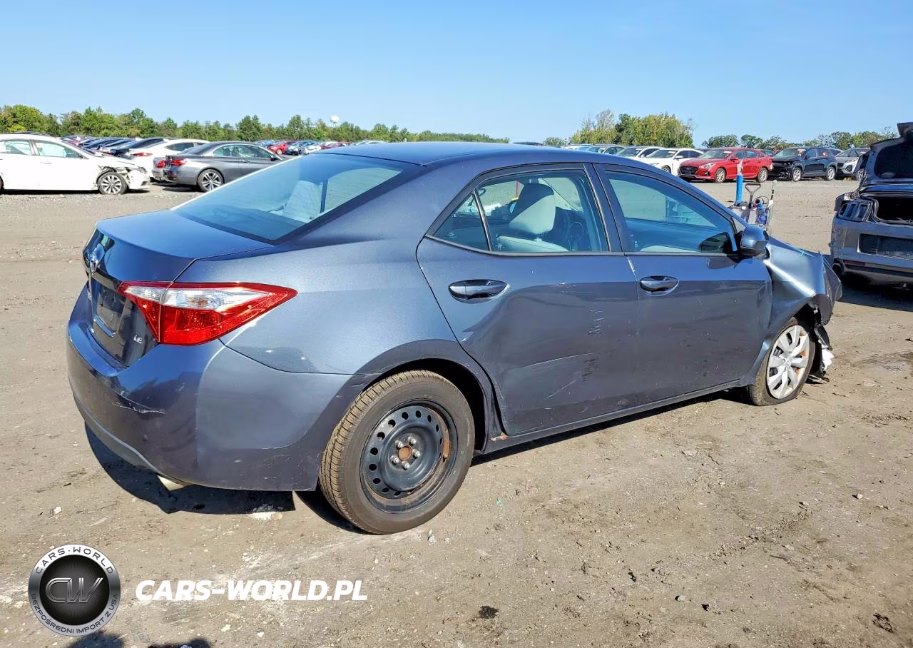 2016 Toyota Corolla Le VIN:2T1BURHE7GC676642 - 3