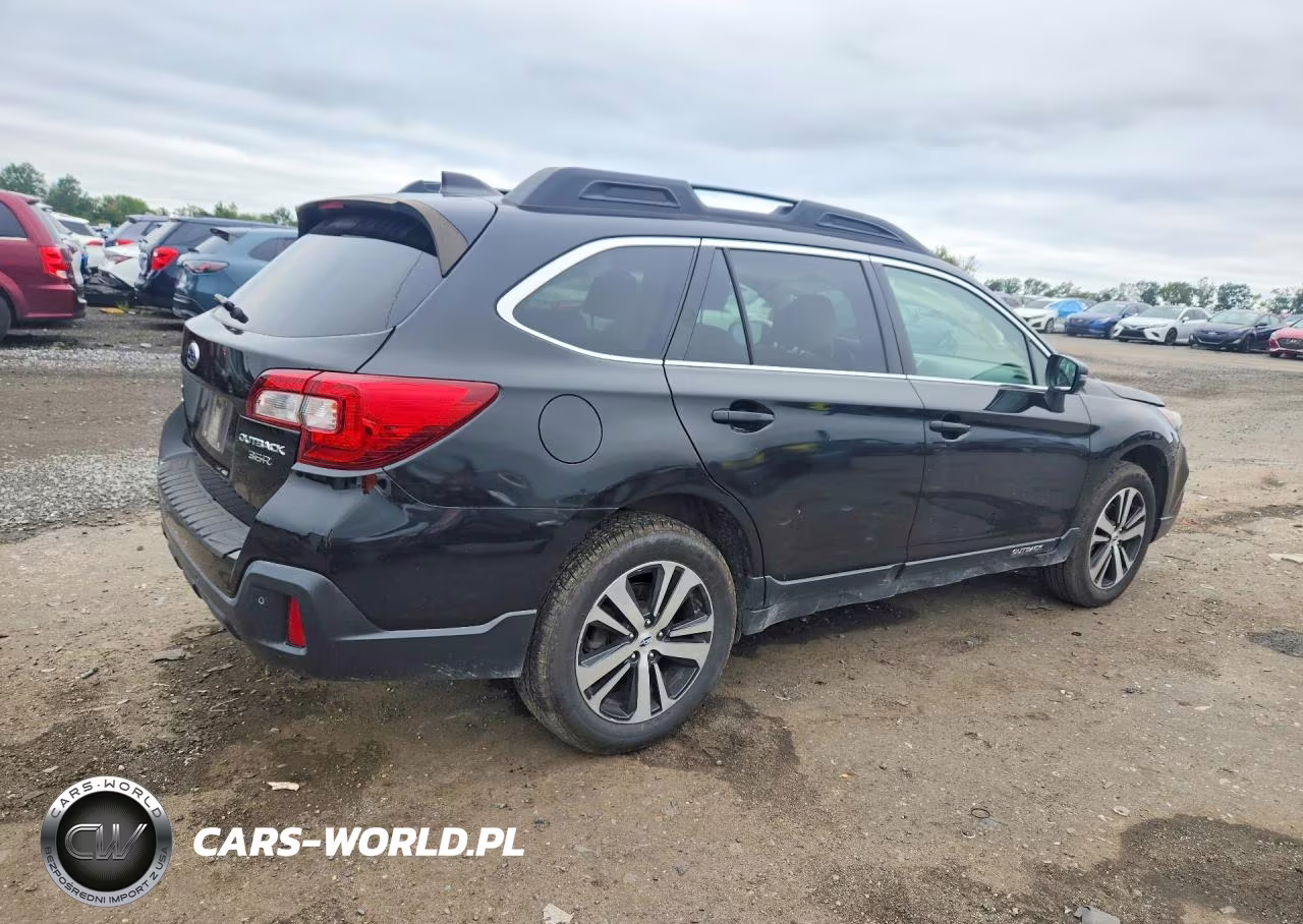 2019 Subaru Outback 3.6R Limited VIN:4S4BSENC2K3345353 - 3