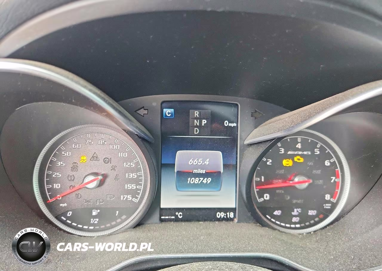 2018 Mercedes-Benz C 300 4Matic VIN:55SWF4KBXJU234405 - 9