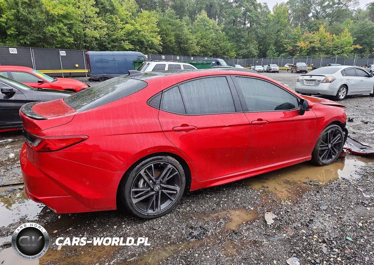 2025 Toyota Camry Xse VIN:4T1DAACK5SU047677 - 3