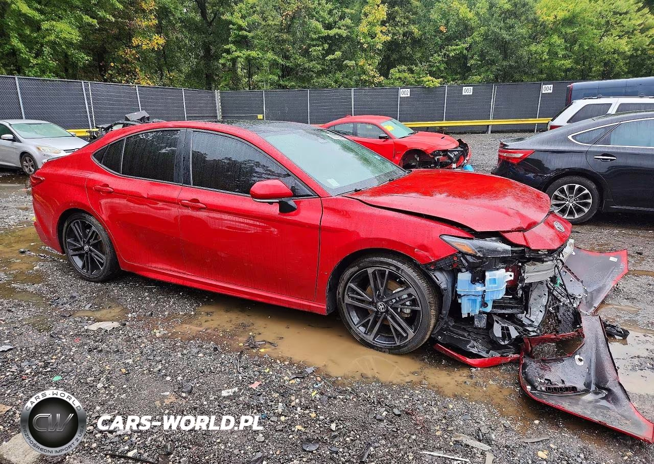 2025 Toyota Camry Xse VIN:4T1DAACK5SU047677 - 4