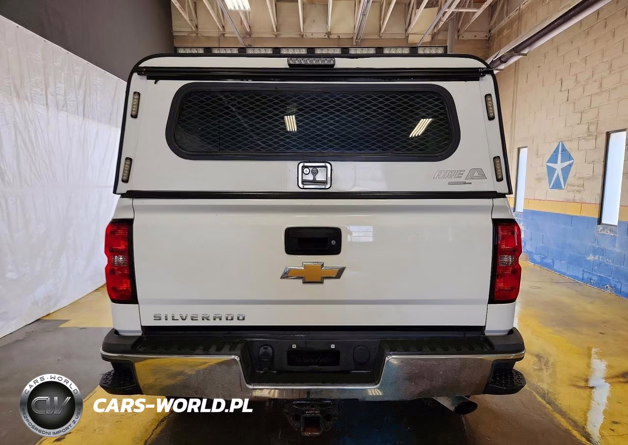 2018 Chevrolet Silverado K2500 Heavy Duty VIN:1GC1KUEG3JF270270 - 6