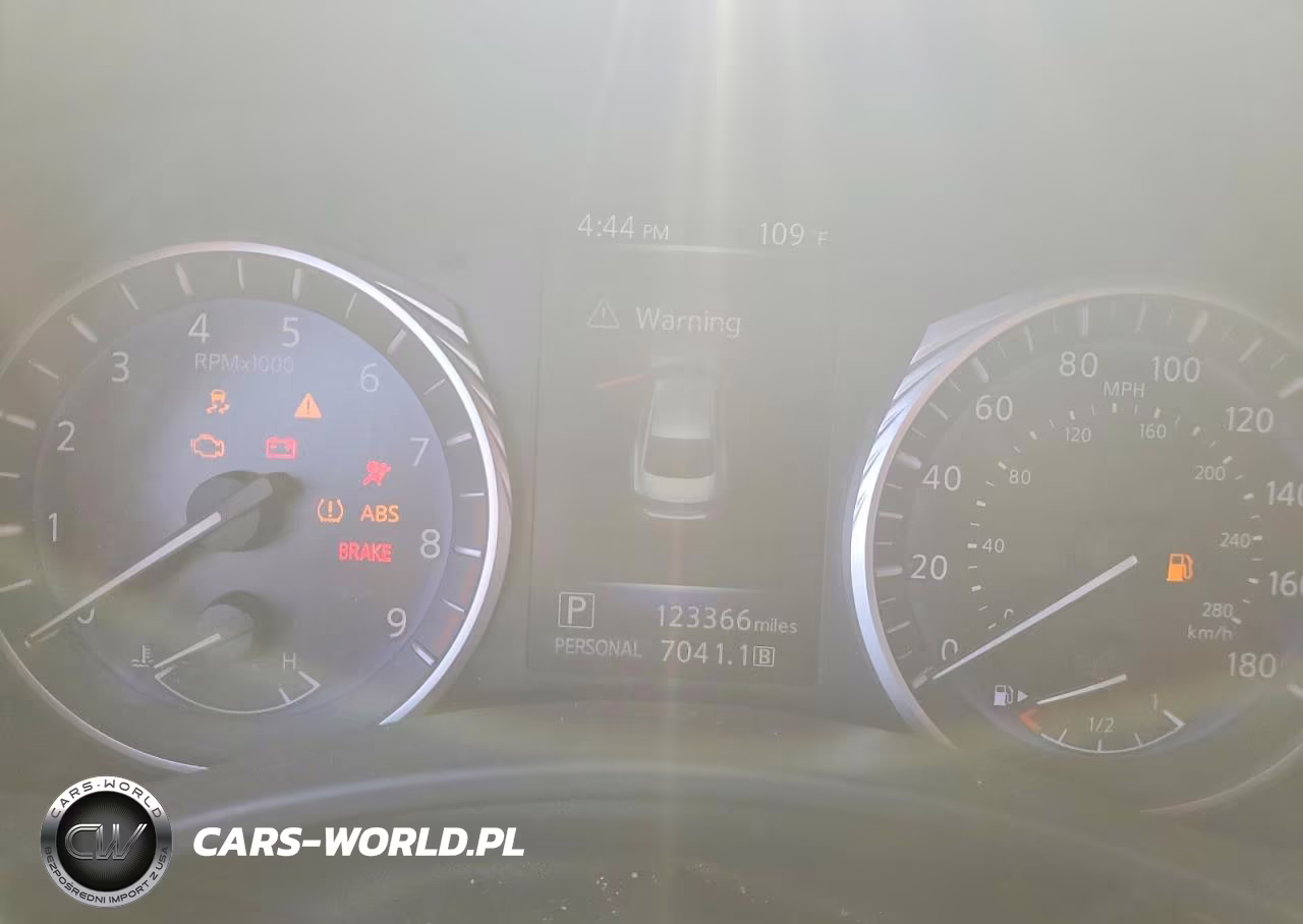 2015 Infiniti Q50 Premium VIN:JN1BV7AP8FM349720 - 9