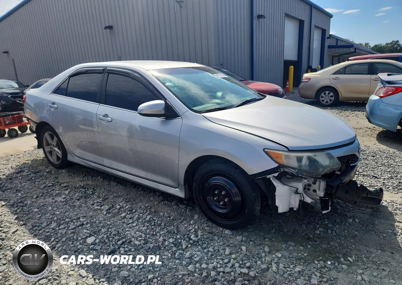 2014 Toyota Camry Se VIN:4T1BF1FK4EU451143 - 4