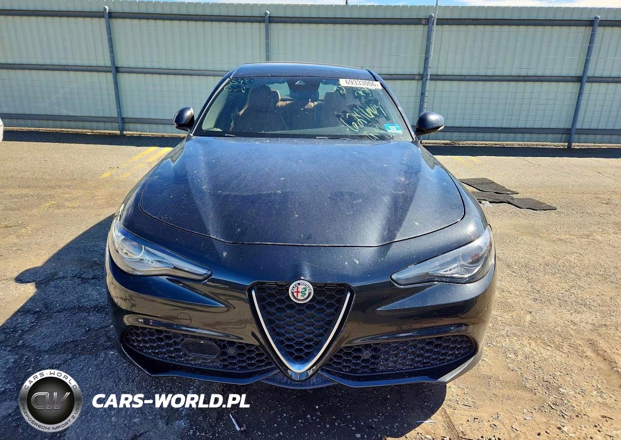 2020 Alfa Romeo Giulia Ti VIN:ZARFANBN6L7629664 - 5
