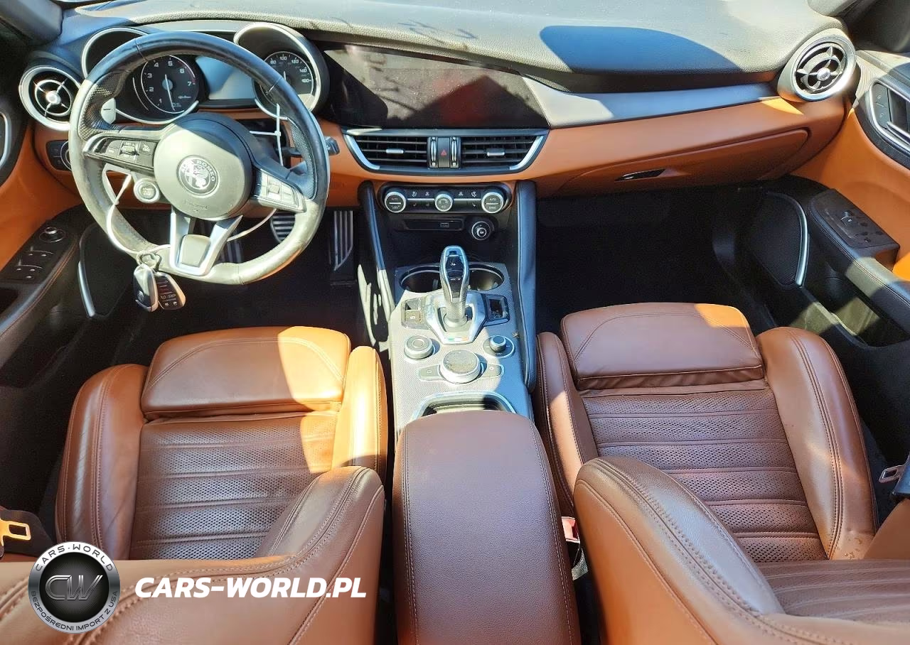 2020 Alfa Romeo Giulia Ti VIN:ZARFANBN6L7629664 - 8