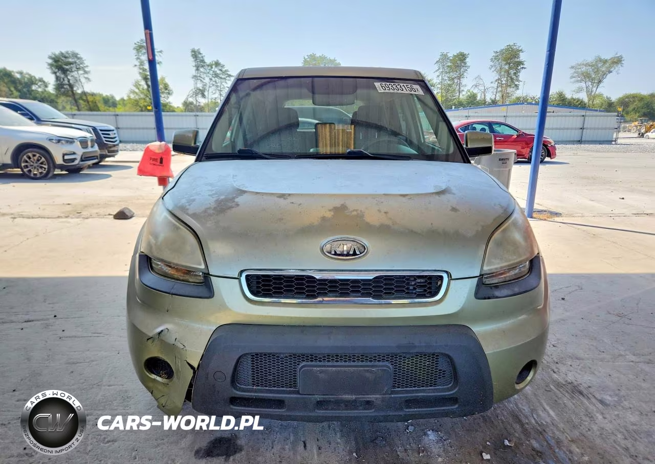 2011 Kia Soul + VIN:KNDJT2A24B7255204 - 5