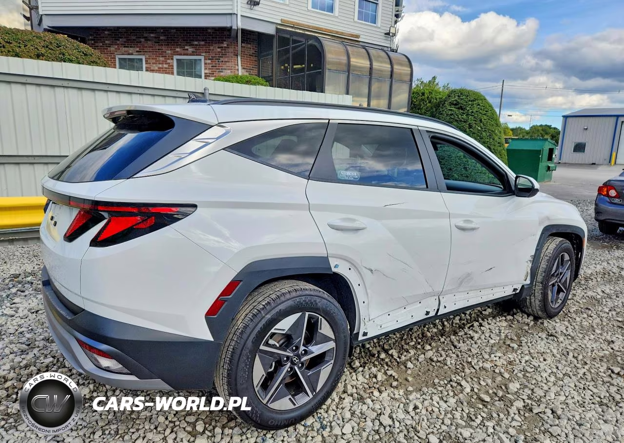 2025 Hyundai Tucson Sel VIN:5NMJB3DE0SH565390 - 3