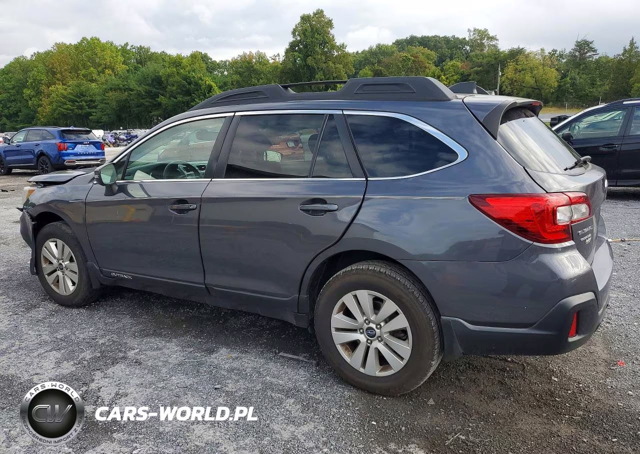 2019 Subaru Outback 2.5I Premium VIN:4S4BSAHC5K3370705 - 2
