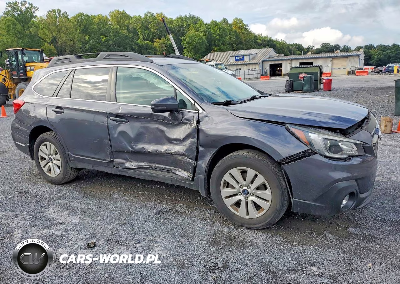 2019 Subaru Outback 2.5I Premium VIN:4S4BSAHC5K3370705 - 4
