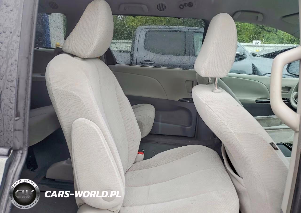 2011 Toyota Sienna Le VIN:5TDKK3DC2BS086002 - 11