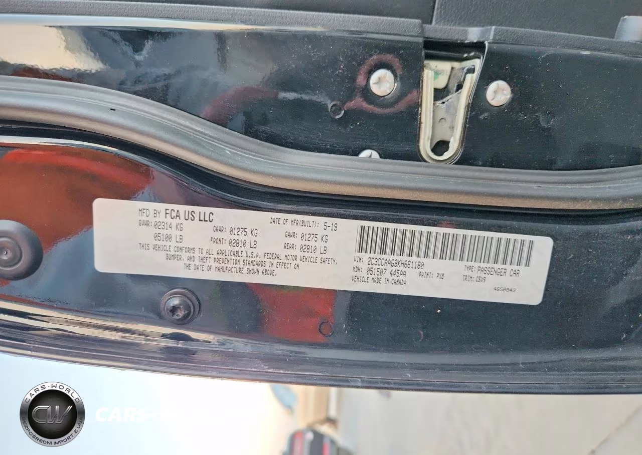 2019 Chrysler 300 VIN:2C3CCAAG9KH661180 - 12