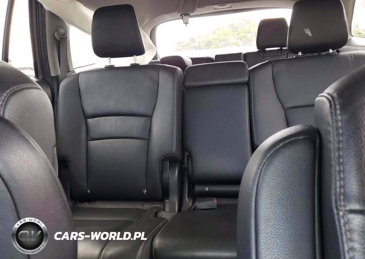 2021 Honda Pilot Touring VIN:5FNYF5H91MB019892 - 10