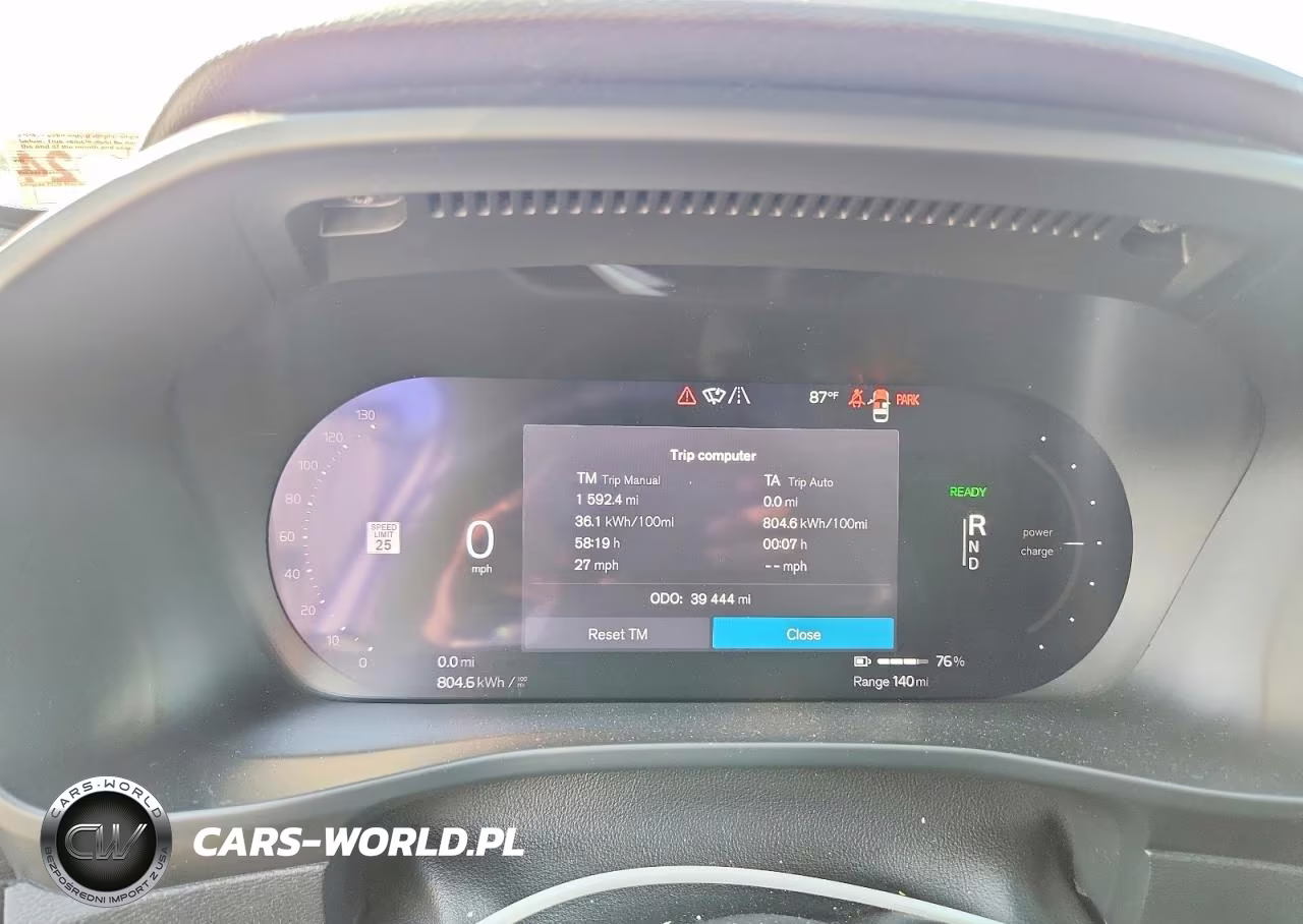 2023 Volvo C40 Recharge Plus VIN:YV4ED3GL2P2053354 - 9