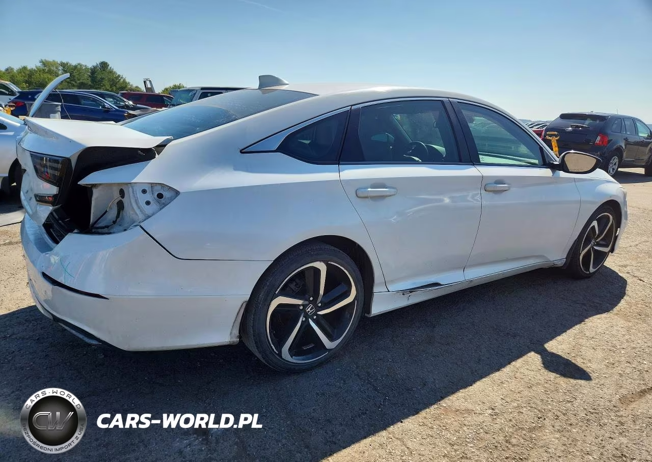2018 Honda Accord Lx VIN:1HGCV1F19JA131588 - 3