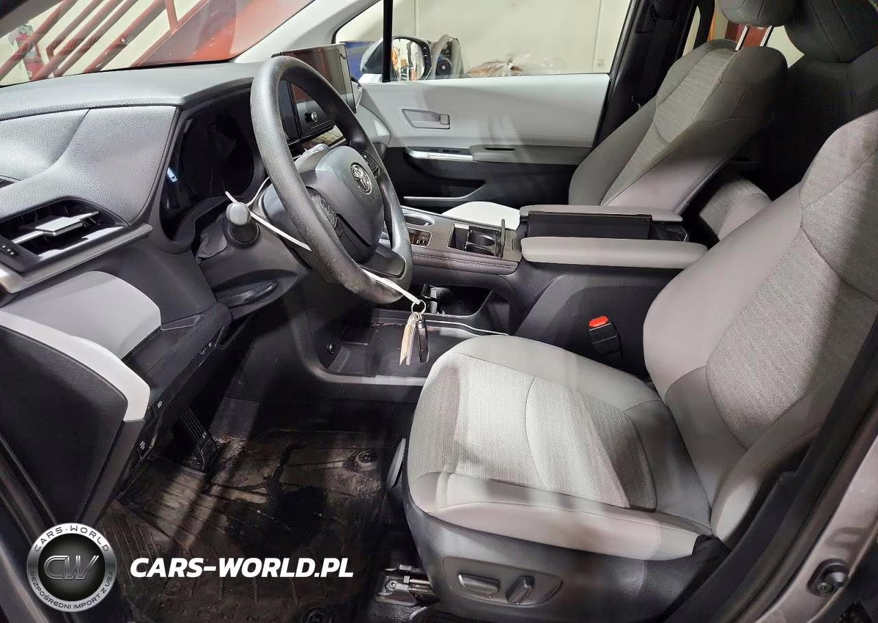 2026 Toyota Sienna Le VIN:5TDKSKFC1TS267598 - 7