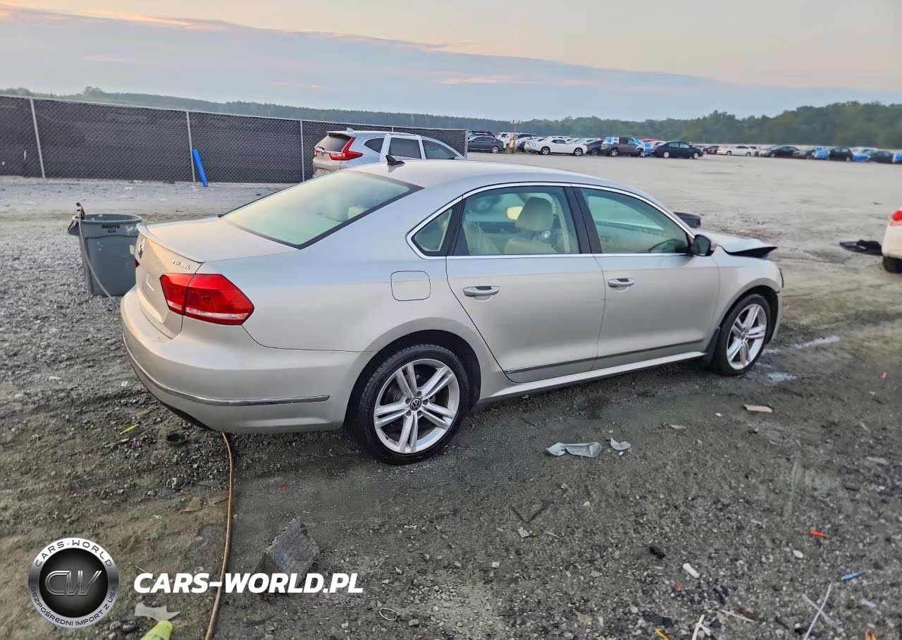 2014 Volkswagen Passat Sel VIN:1VWCN7A37EC080190 - 3
