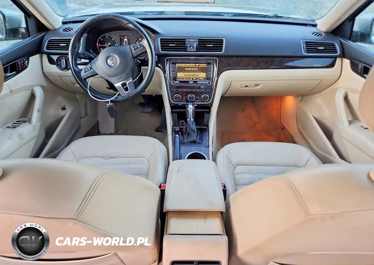 2014 Volkswagen Passat Sel VIN:1VWCN7A37EC080190 - 8