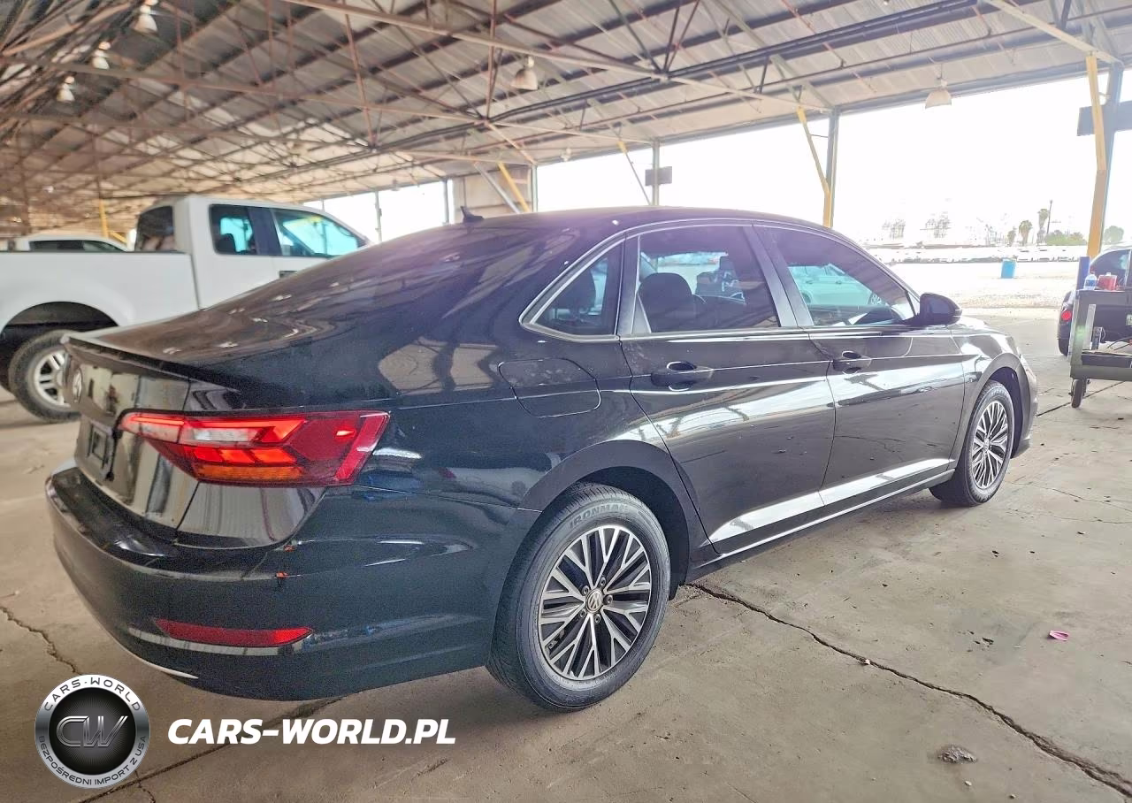 2019 Volkswagen Jetta S VIN:3VWCB7BU4KM163327 - 3