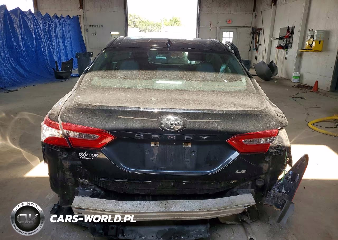 2019 Toyota Camry Le VIN:4T1B11HKXKU821602 - 6