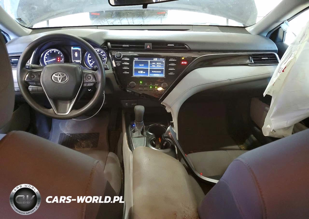 2019 Toyota Camry Le VIN:4T1B11HKXKU821602 - 8
