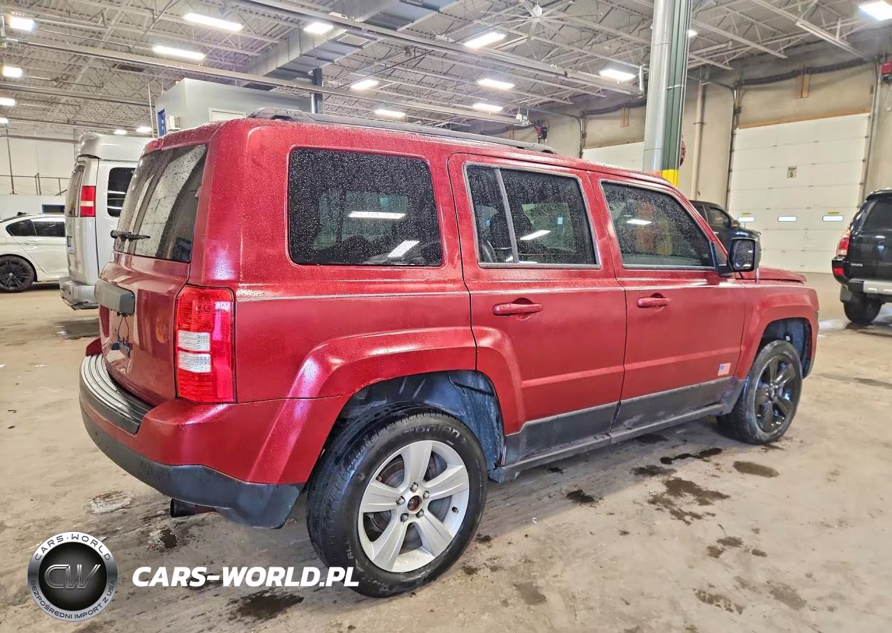 2014 Jeep Patriot Latitude VIN:1C4NJRFB4ED670568 - 3