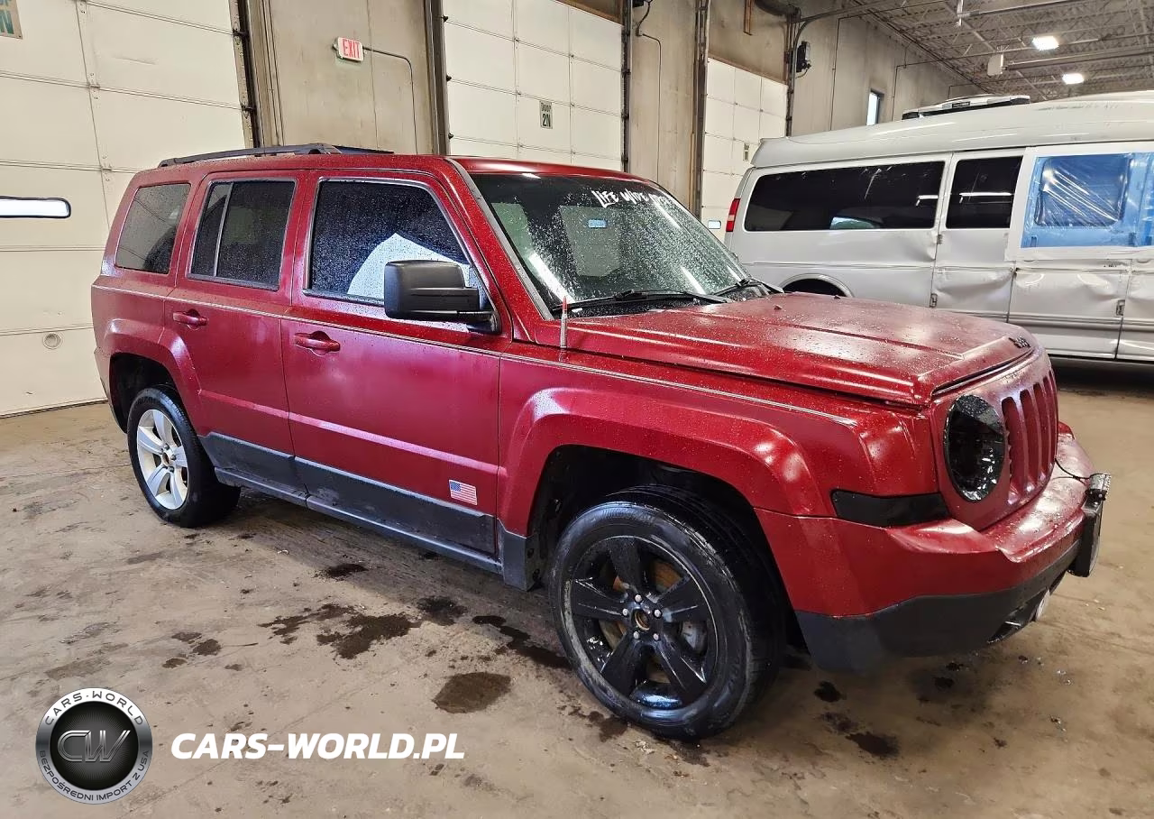 2014 Jeep Patriot Latitude VIN:1C4NJRFB4ED670568 - 4