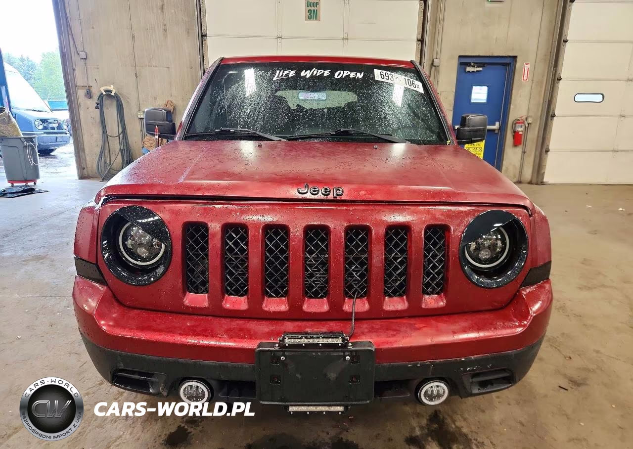 2014 Jeep Patriot Latitude VIN:1C4NJRFB4ED670568 - 5
