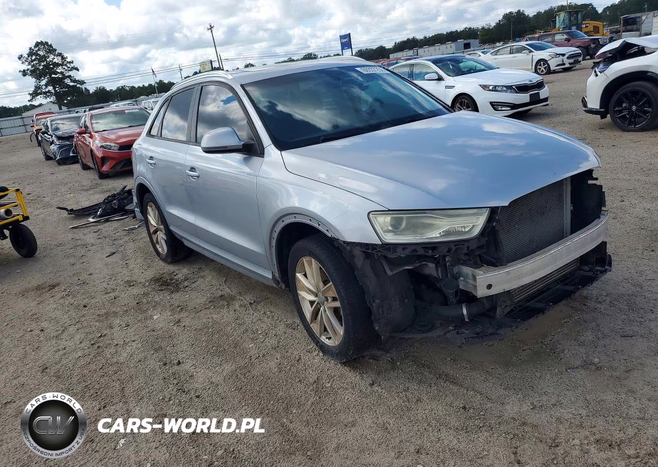 2017 Audi Q3 Premium VIN:WA1ECCFS2HR005810 - 4