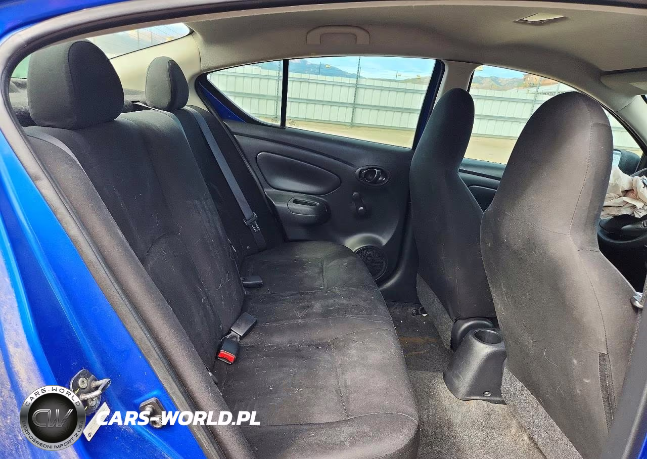 2015 Nissan Versa 1.6 S Plus VIN:3N1CN7AP1FL861169 - 10