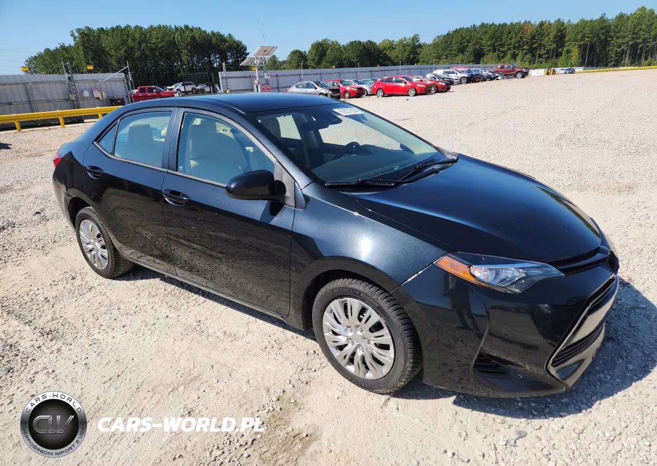 2017 Toyota Corolla Le VIN:2T1BURHE1HC792839 - 4