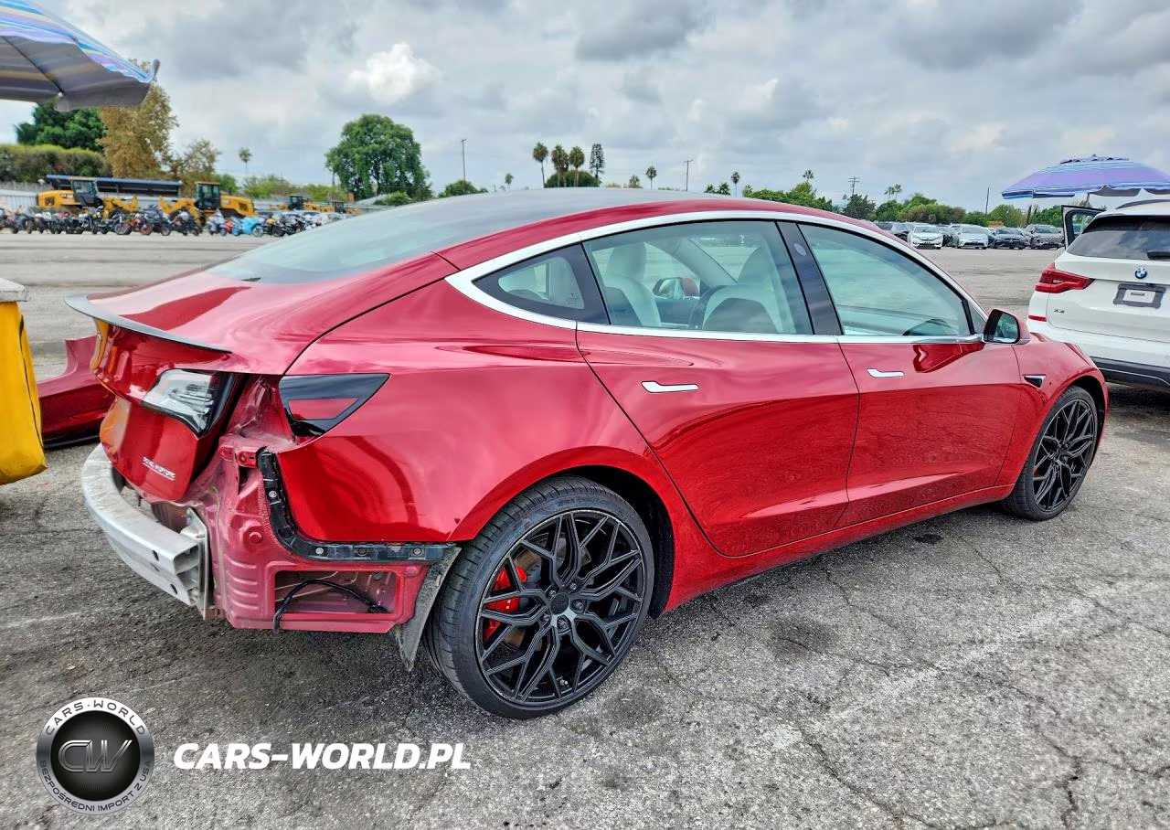 2019 Tesla Model 3 VIN:5YJ3E1EB0KF477594 - 3