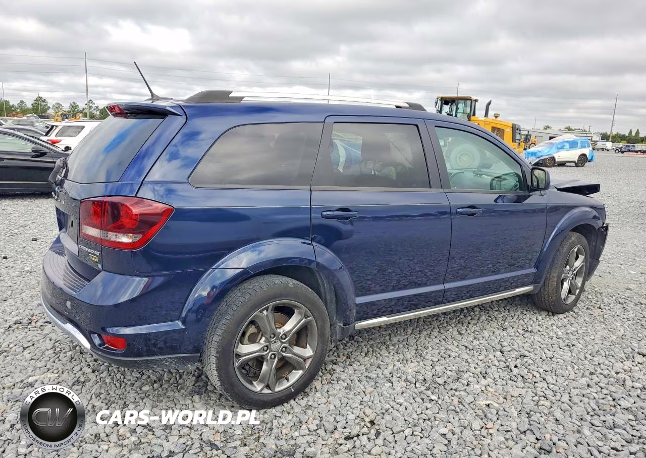 2017 Dodge Journey Crossroad VIN:3C4PDCGG5HT626035 - 3