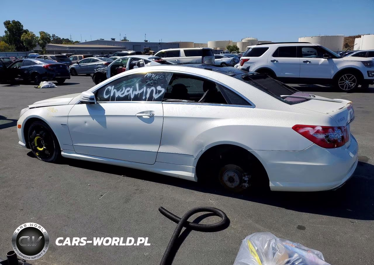 2012 Mercedes-Benz E 550 VIN:WDDKJ7DB0CF157058 - 2
