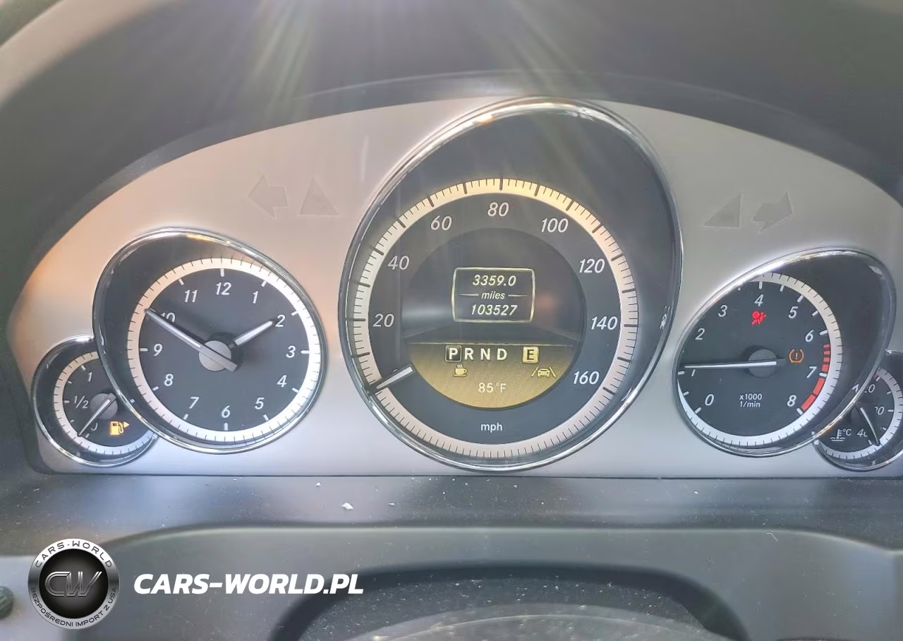 2012 Mercedes-Benz E 550 VIN:WDDKJ7DB0CF157058 - 9