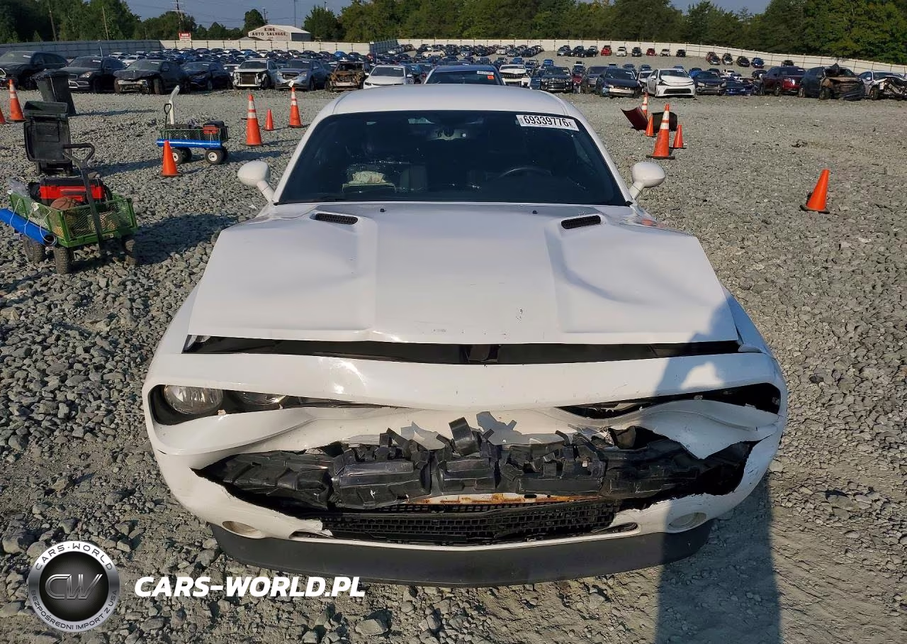 2013 Dodge Challenger Sxt VIN:2C3CDYAG3DH520114 - 5
