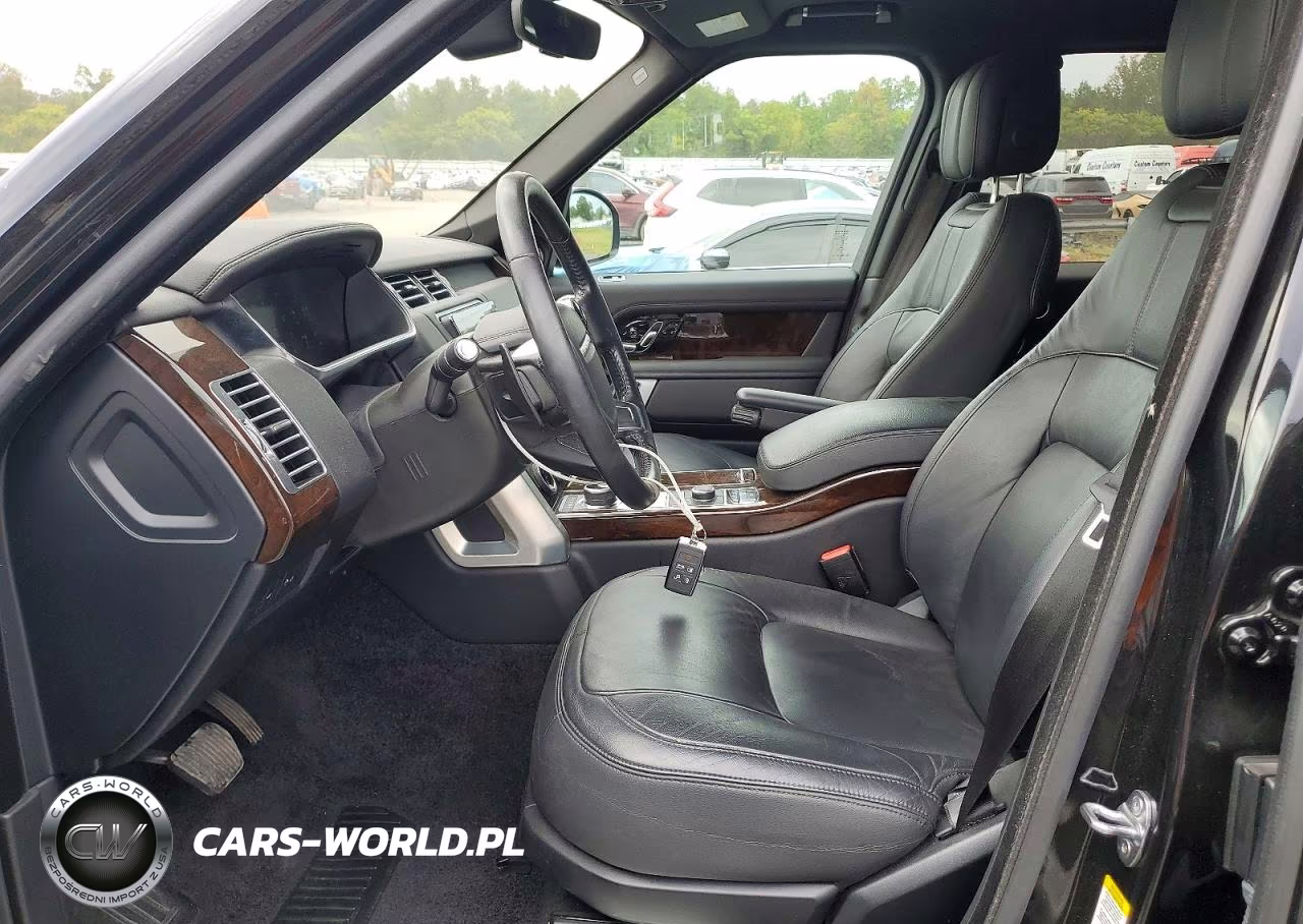 2021 Land Rover Range Rover VIN:SALGR2SU5MA446492 - 7