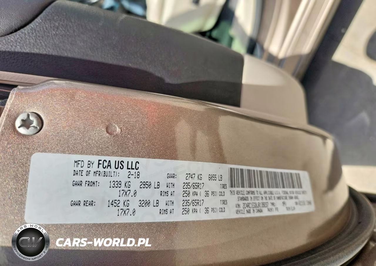 2018 Chrysler Pacifica Touring L Plus VIN:2C4RC1EG9JR139237 - 13