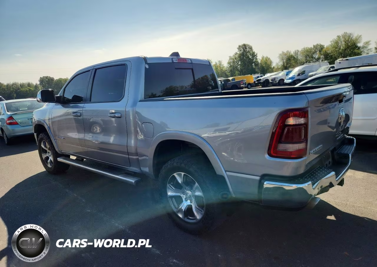 2019 Ram 1500 Laramie VIN:1C6SRFJT7KN517836 - 2