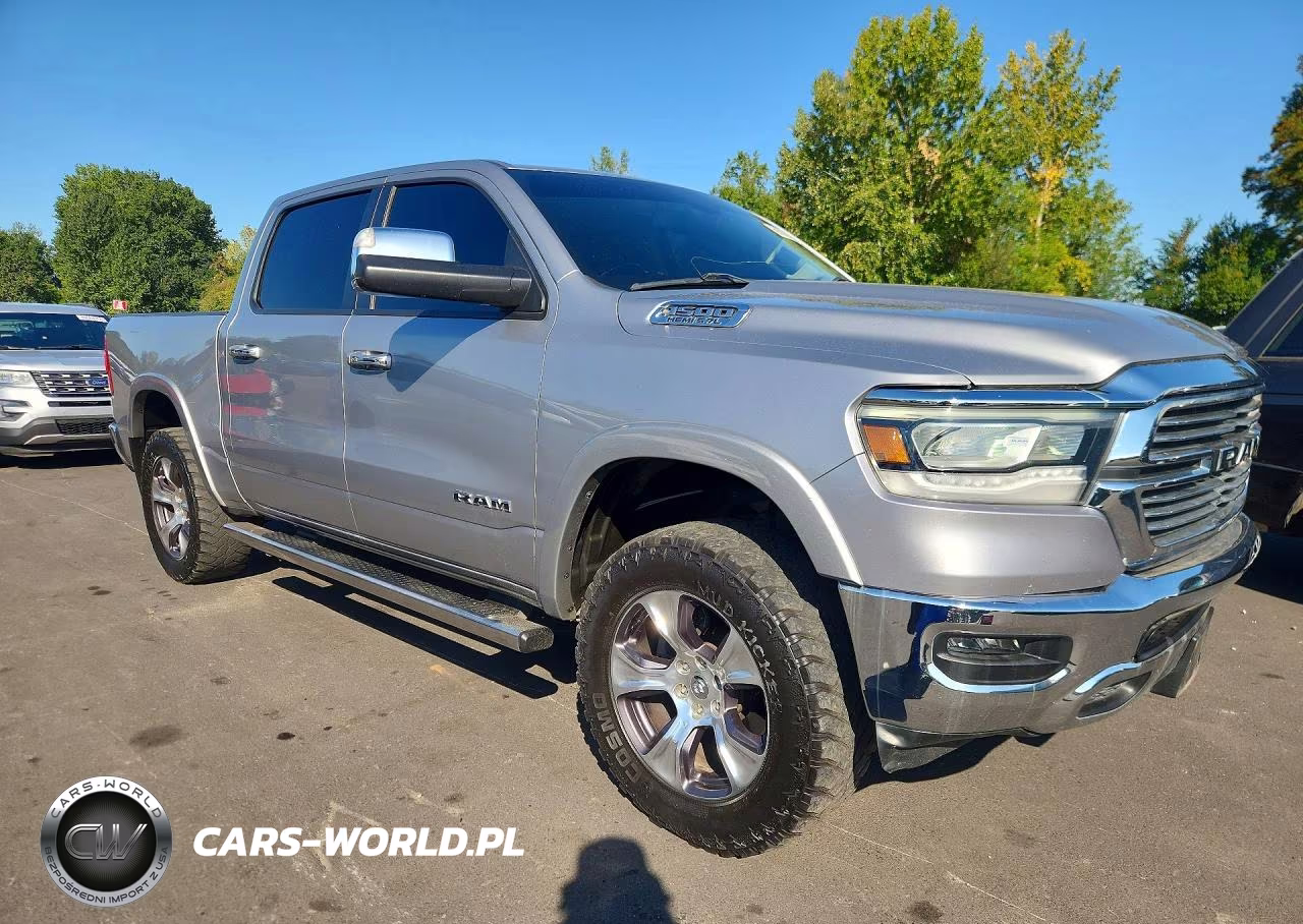 2019 Ram 1500 Laramie VIN:1C6SRFJT7KN517836 - 4