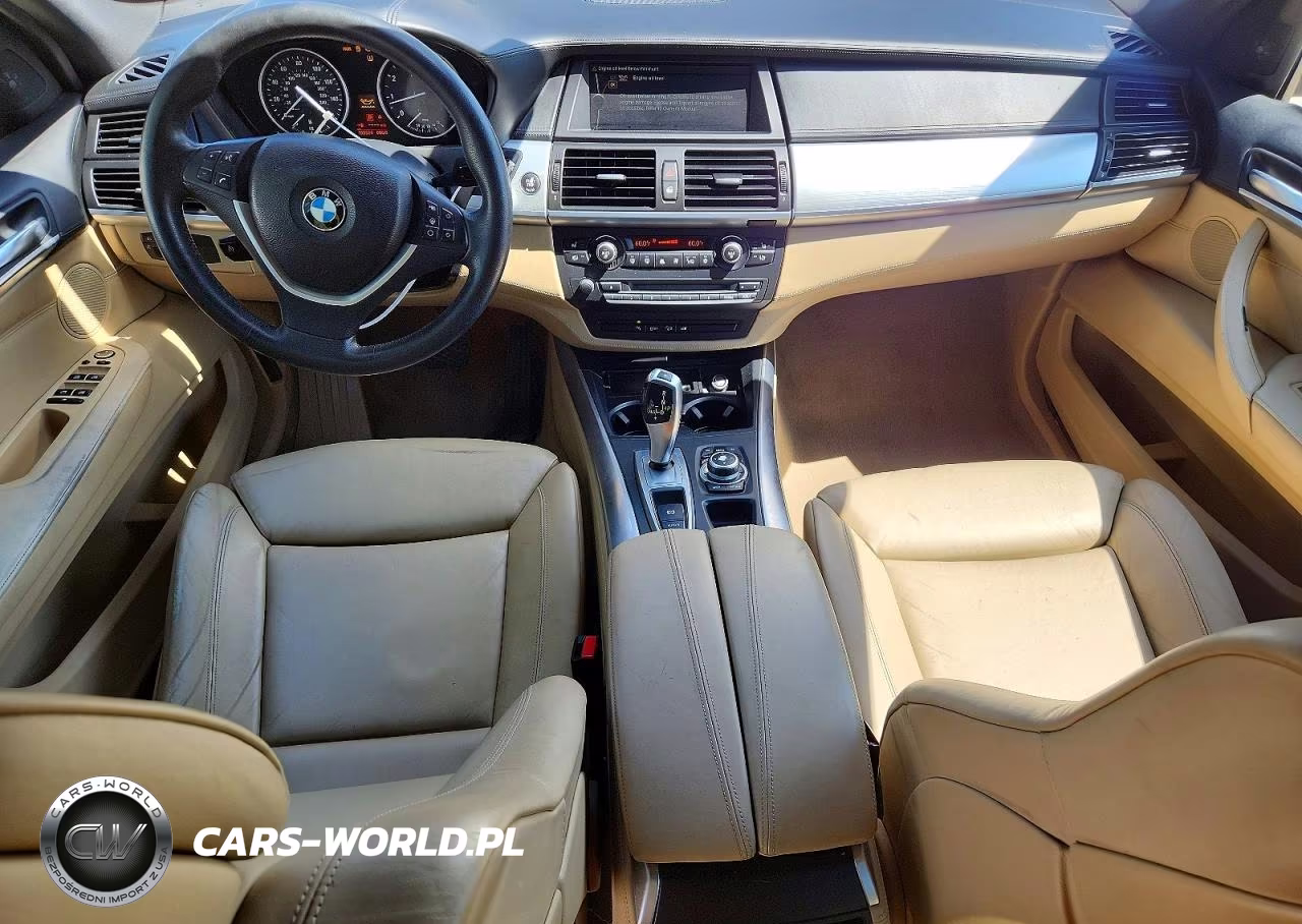 2012 BMW X5 xDrive50I VIN:5UXZV8C54CL424006 - 8