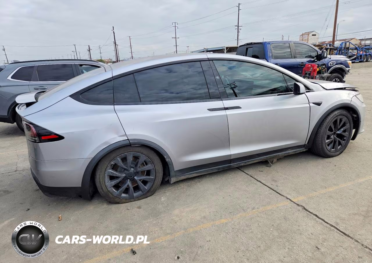 2025 Tesla Model X Long Range VIN:7SAXCDE56SF463608 - 3