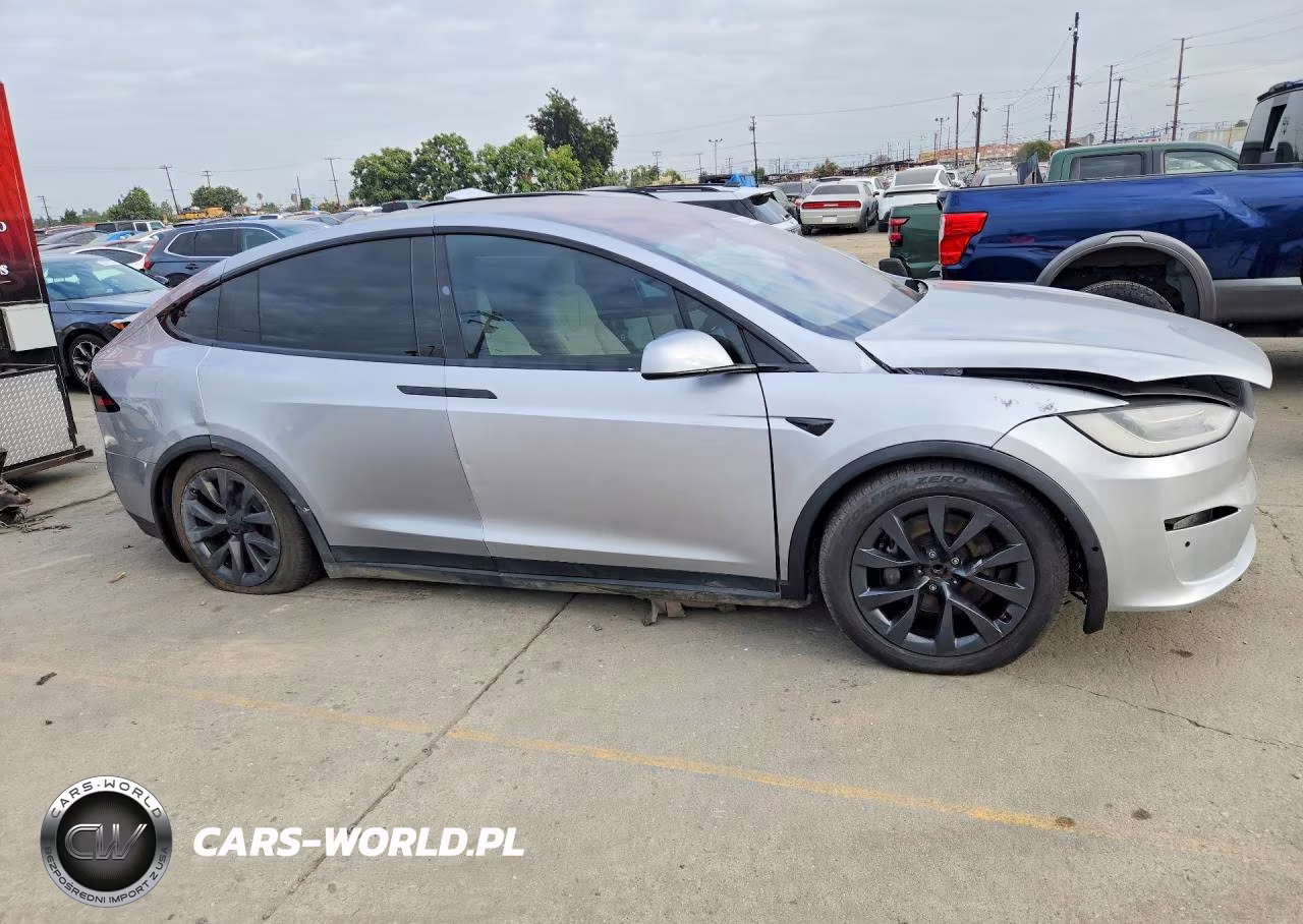2025 Tesla Model X Long Range VIN:7SAXCDE56SF463608 - 4