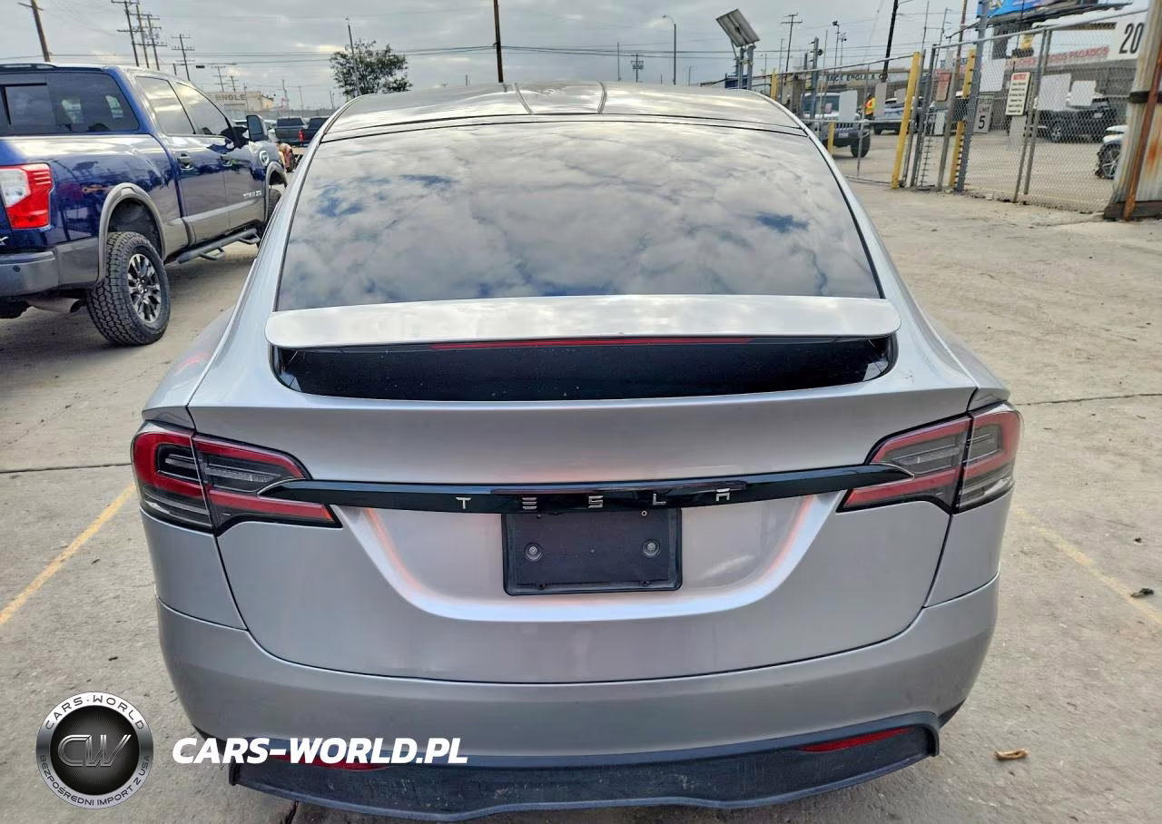 2025 Tesla Model X Long Range VIN:7SAXCDE56SF463608 - 6