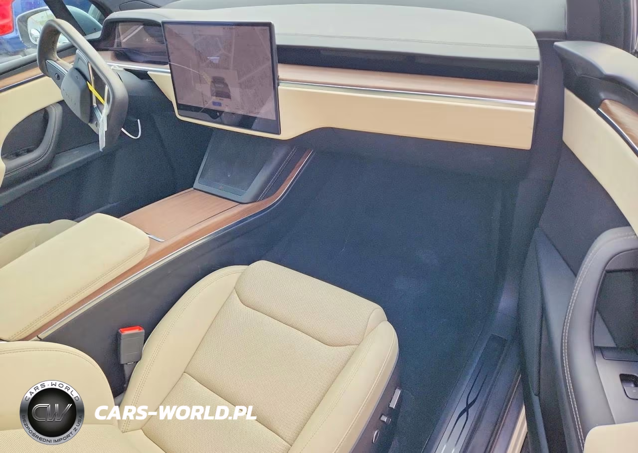 2025 Tesla Model X Long Range VIN:7SAXCDE56SF463608 - 8