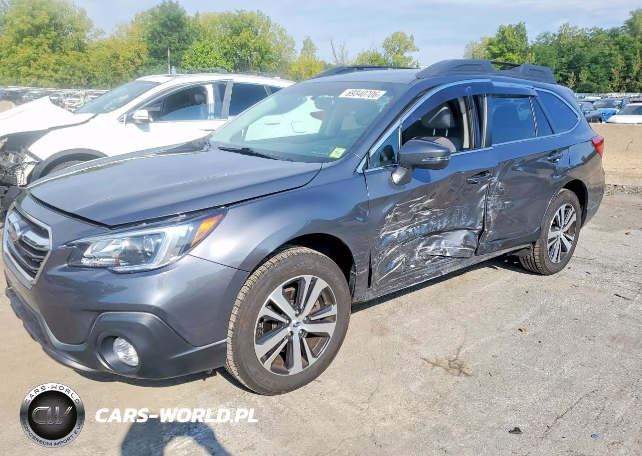 2018 Subaru Outback 2.5I Limited VIN:4S4BSAKC8J3366784 - 1