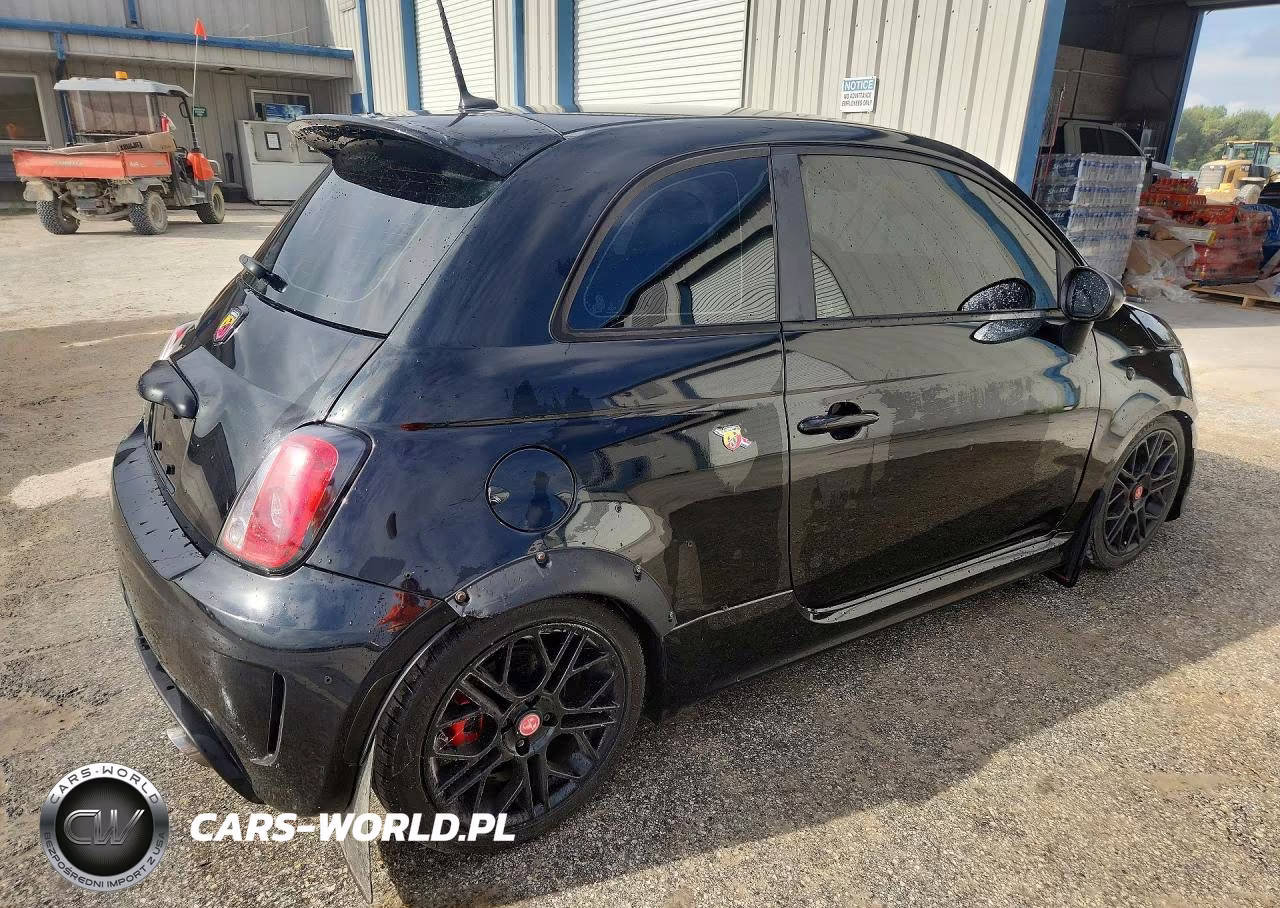 2013 Fiat 500 Abarth VIN:3C3CFFFH9DT664970 - 3