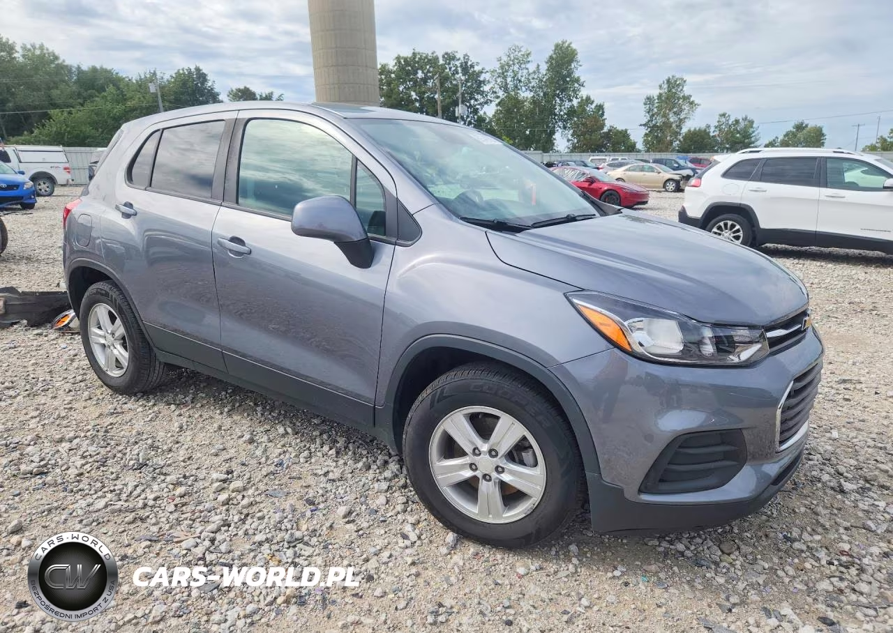 2020 Chevrolet Trax Ls VIN:3GNCJKSB2LL222557 - 4