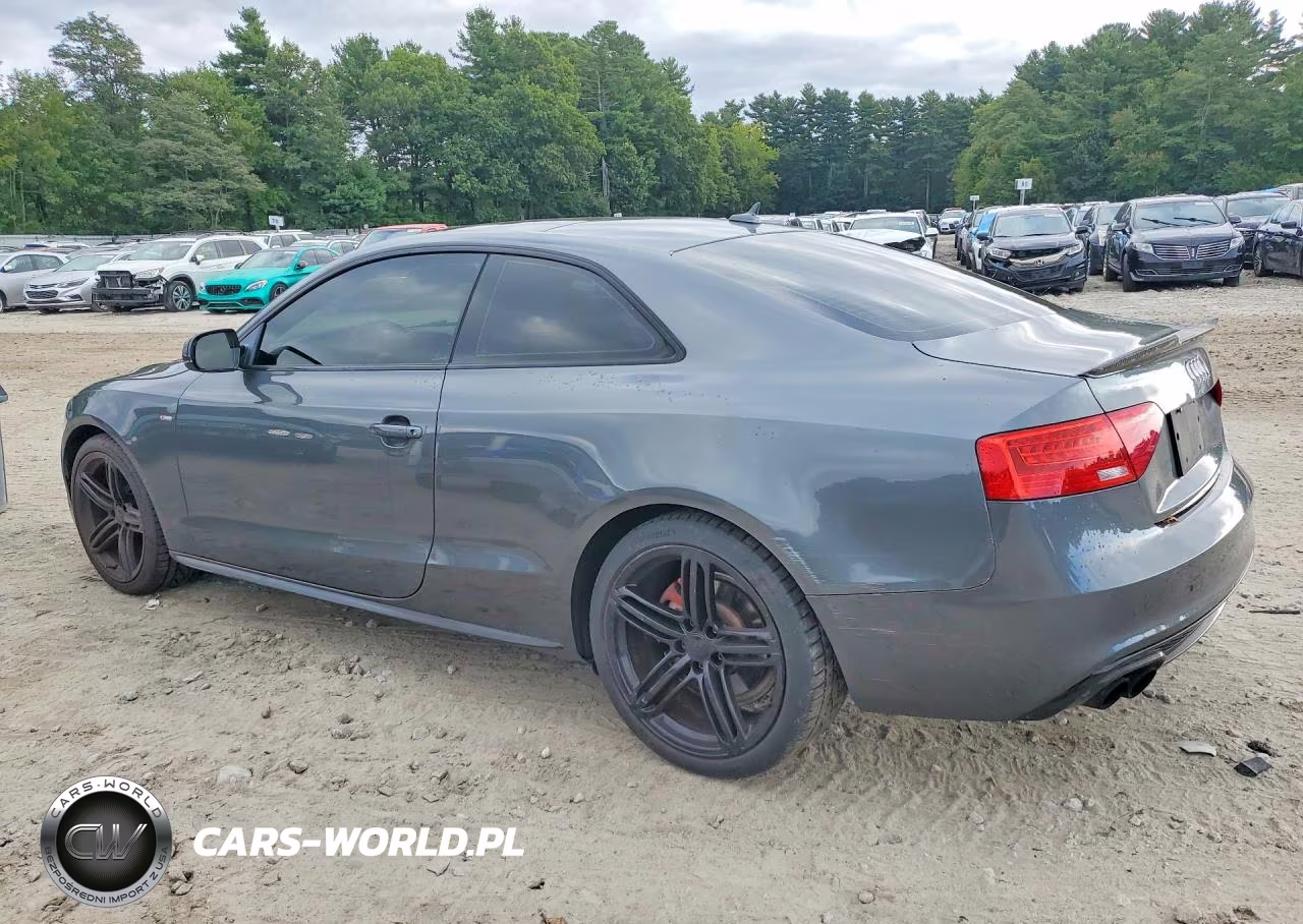 2013 Audi A5 Premium VIN:WAUMFAFR9DA072033 - 2